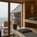 Villa Am Wildbachberg - Luxus Ferienhaeuser Mit Infinitypool, Privatsauna Und Weinkeller *
