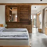 Am Wildbachberg - Luxus Ferienhaeuser Mit Infinitypool, Privatsauna Und Weinkeller 빌라