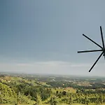 Am Wildbachberg - Luxus Ferienhaeuser Mit Infinitypool, Privatsauna Und Weinkeller 빌라 *