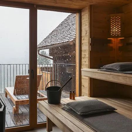 Villa Am Wildbachberg - Luxus Ferienhaeuser Mit Infinitypool, Privatsauna Und Weinkeller *